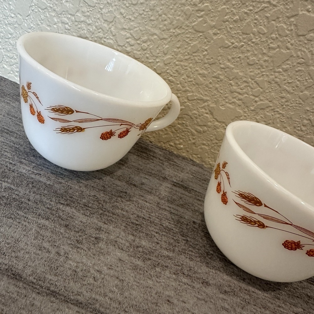 Pyrex Harvest Home Set 2 Milk Glass Wheat Flowers Coffee Tea Cups - Picture 6 of 9